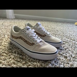 Cheetah Vans - size 7.5